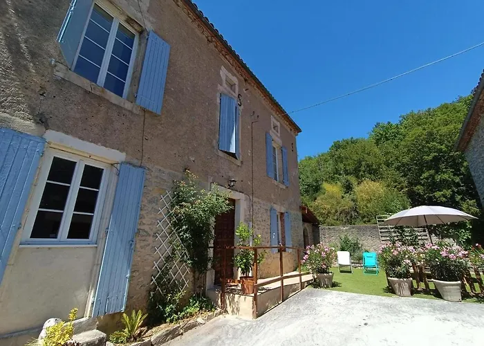 Maison Sur Le Lot