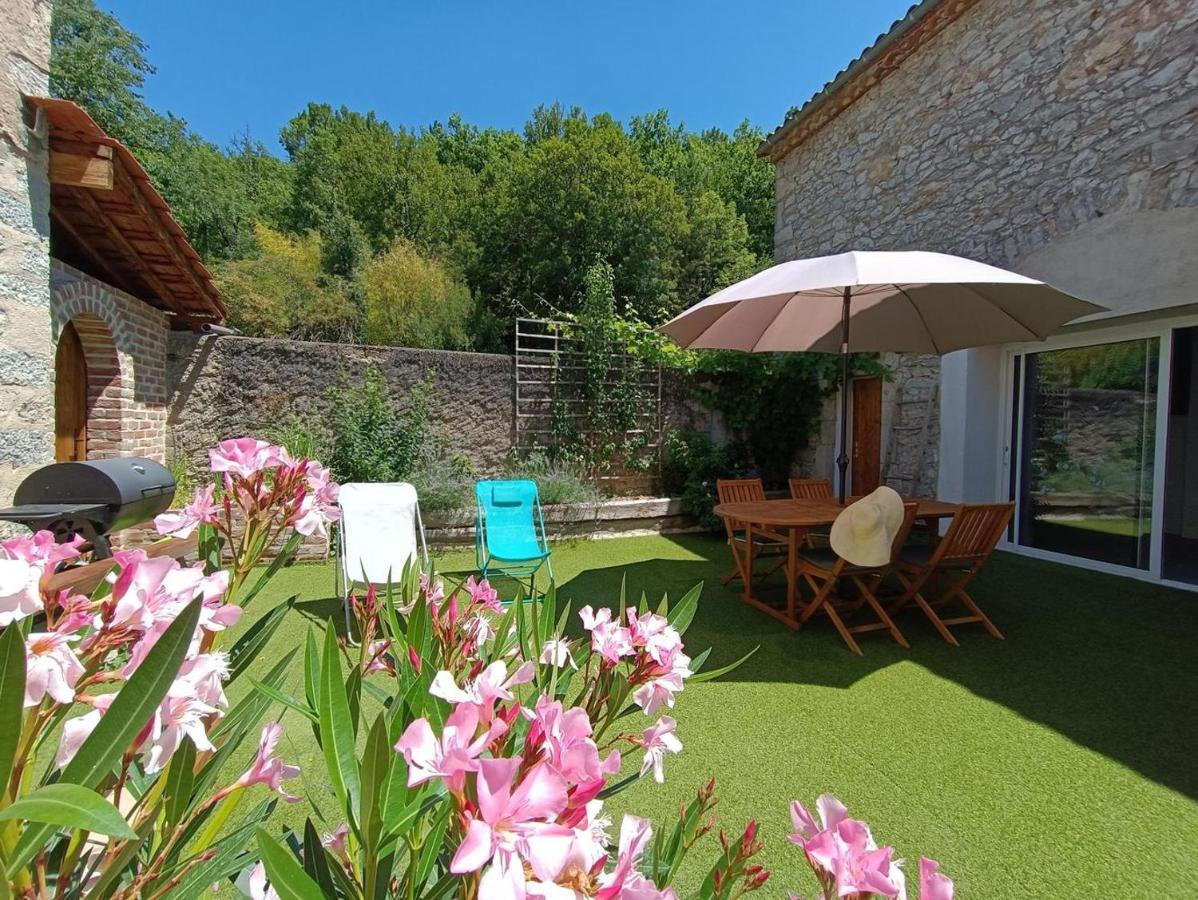 Maison Sur Le Lot Bed & Breakfast