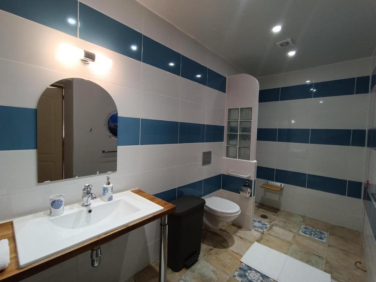 Maison Sur Le Lot Bed & Breakfast *