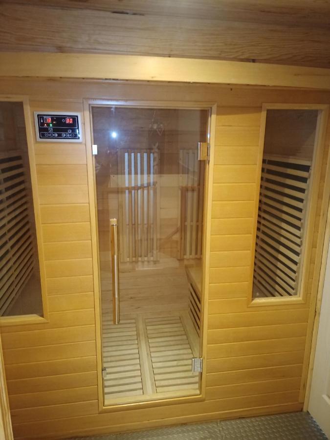 Maison Sur Le Lot Bed & Breakfast *